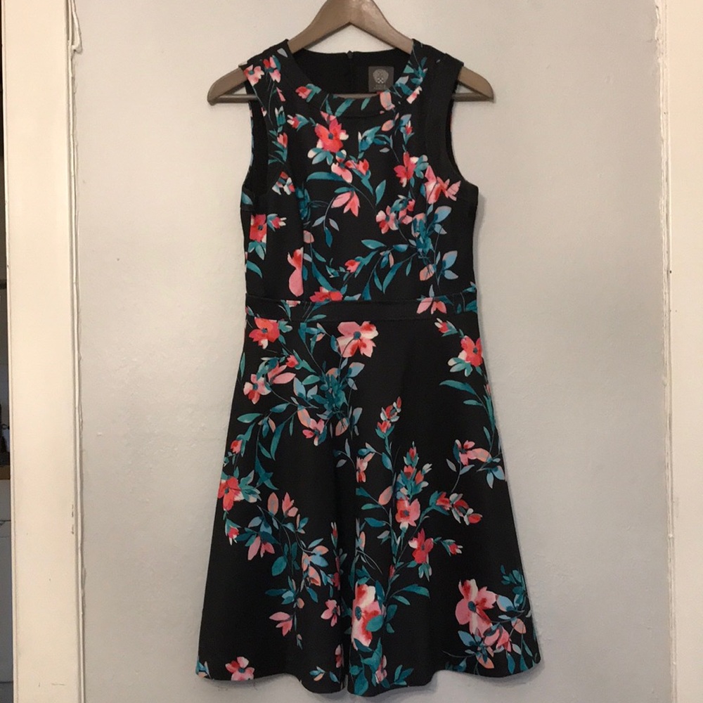 🌸Floral🍃Dress with Pockets!